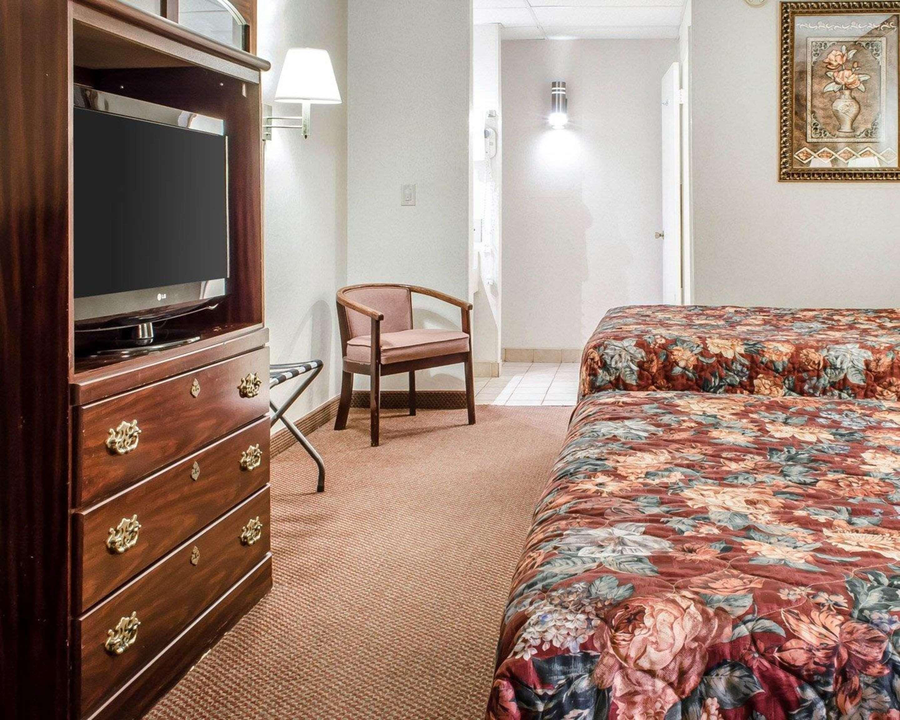 Econo Lodge Frackville Екстер'єр фото