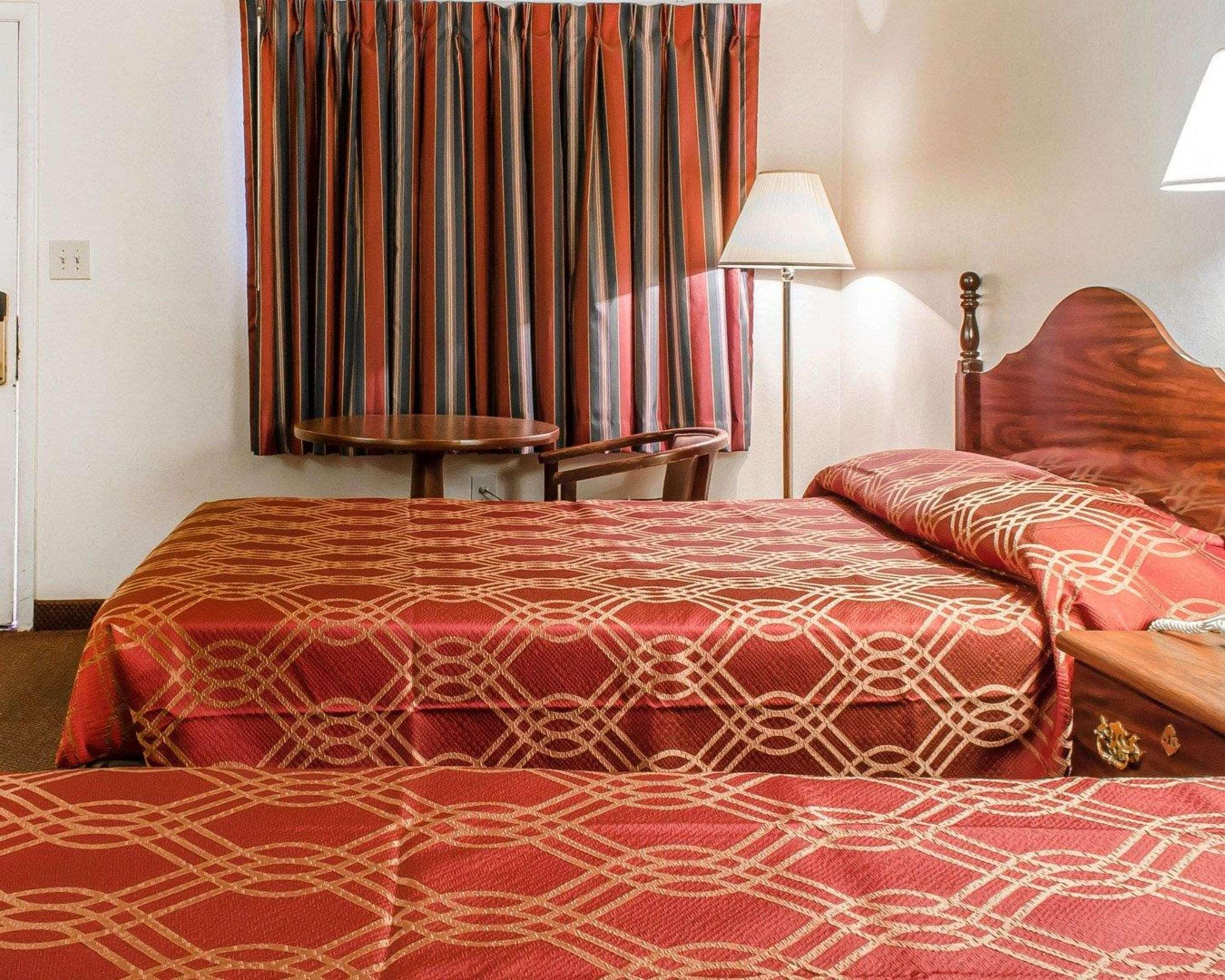 Econo Lodge Frackville Екстер'єр фото